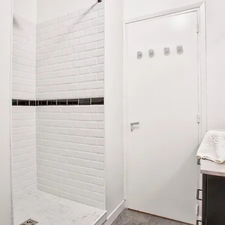 Casa Balta — Chic And Practical At Rives De L'orne *