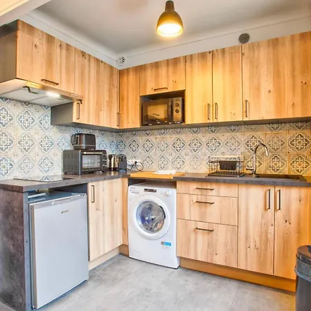 Casa Balta — Chic And Practical At Rives De L'orne * 凯恩