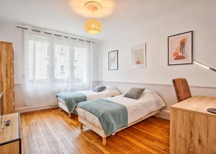 Casa Balta — Chic And Practical At Rives De L'orne Caen